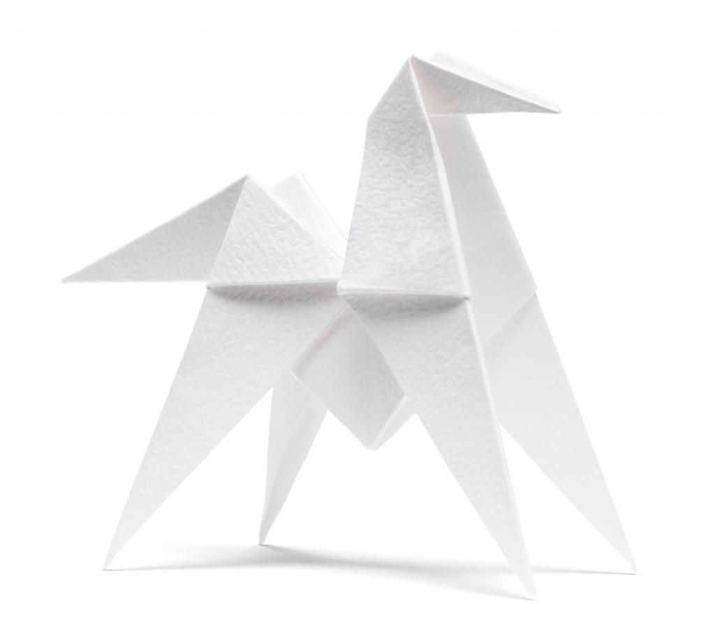 Лошадь оригами из бумаги